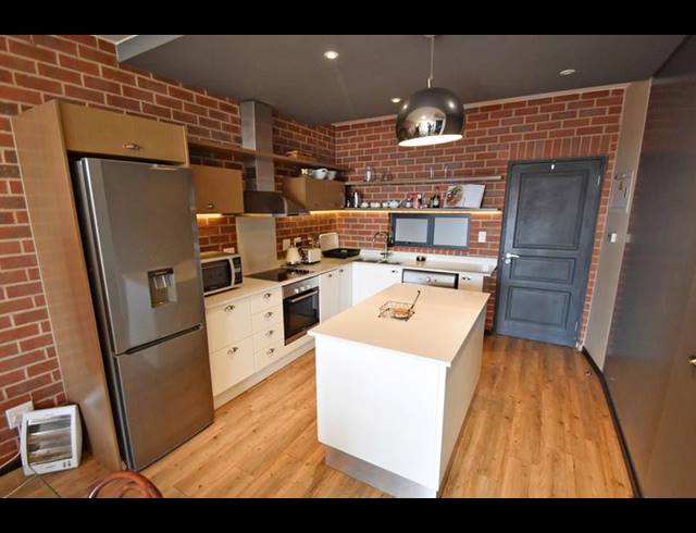 2 BEDROOM APARTMENT FOR SALE IN ROSEBANK